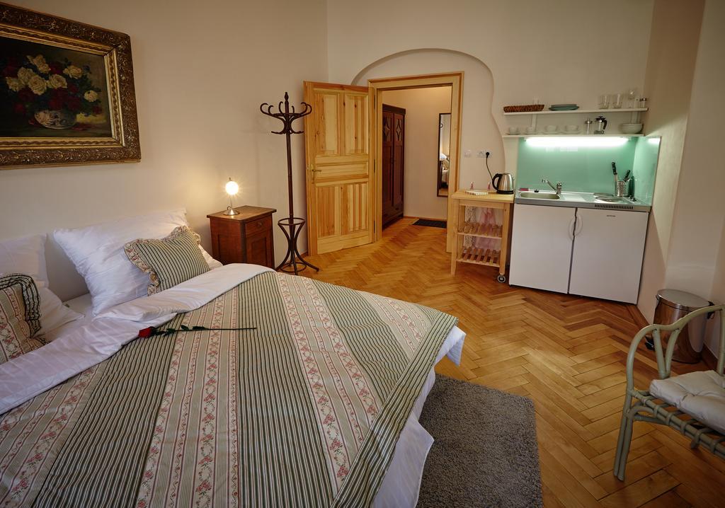 Queen Bee Apartments Prague Bilik gambar