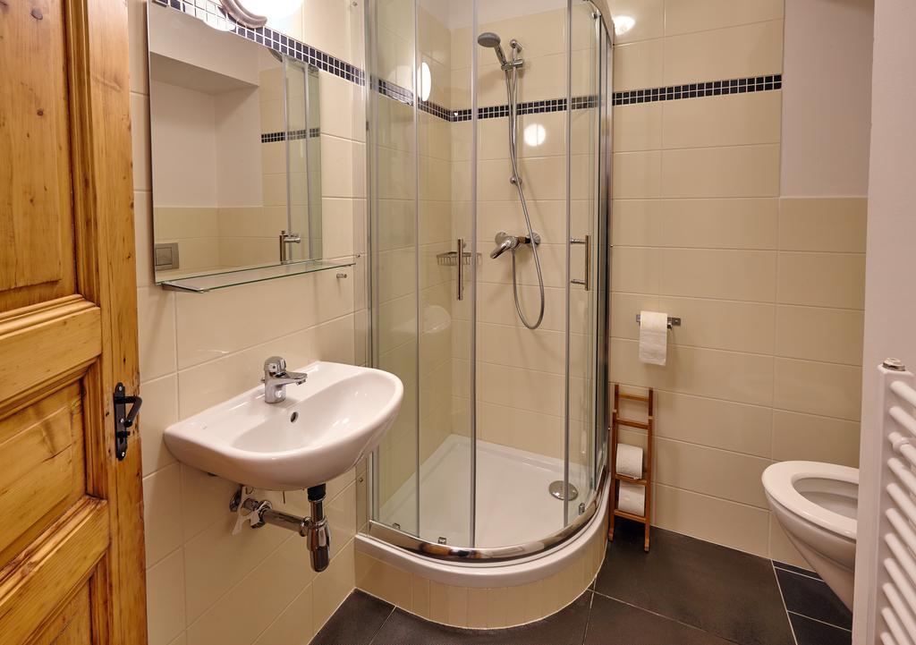 Queen Bee Apartments Prague Bilik gambar