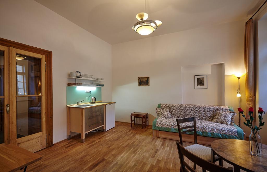 Queen Bee Apartments Prague Bilik gambar