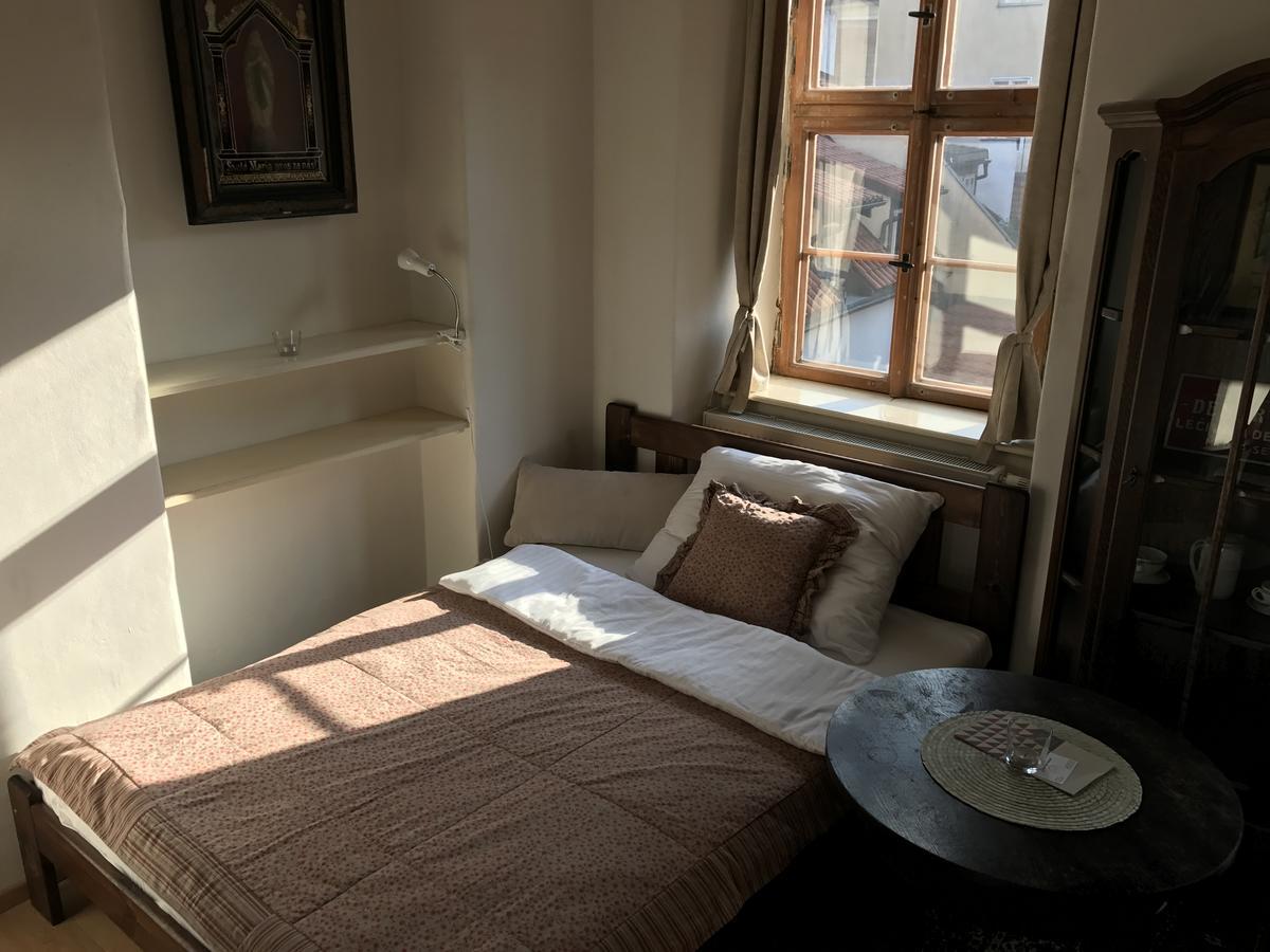 Queen Bee Apartments Prague Luaran gambar